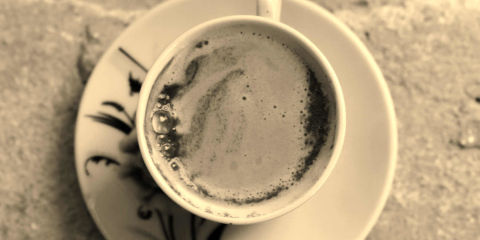 Koffie of thee na een uitgebreid ontbijt in Boon lunch & koffiehuis te Ertvelde